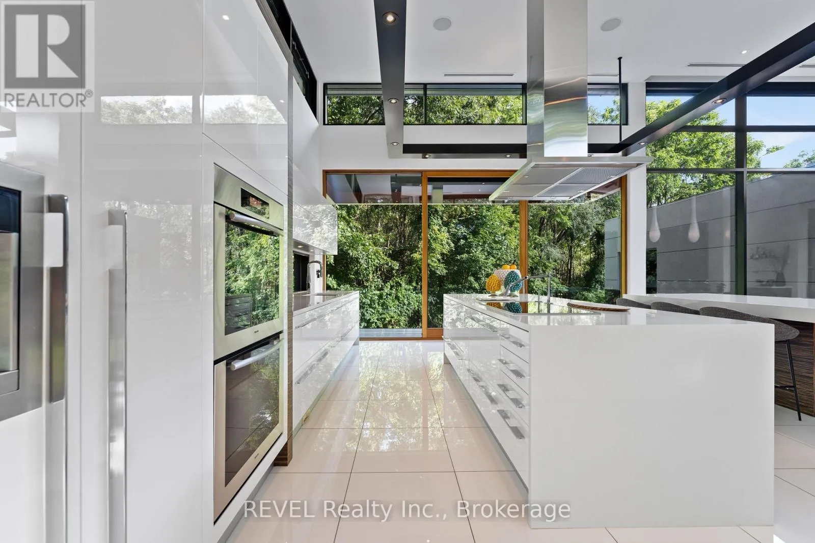 250 CANBORO ROAD