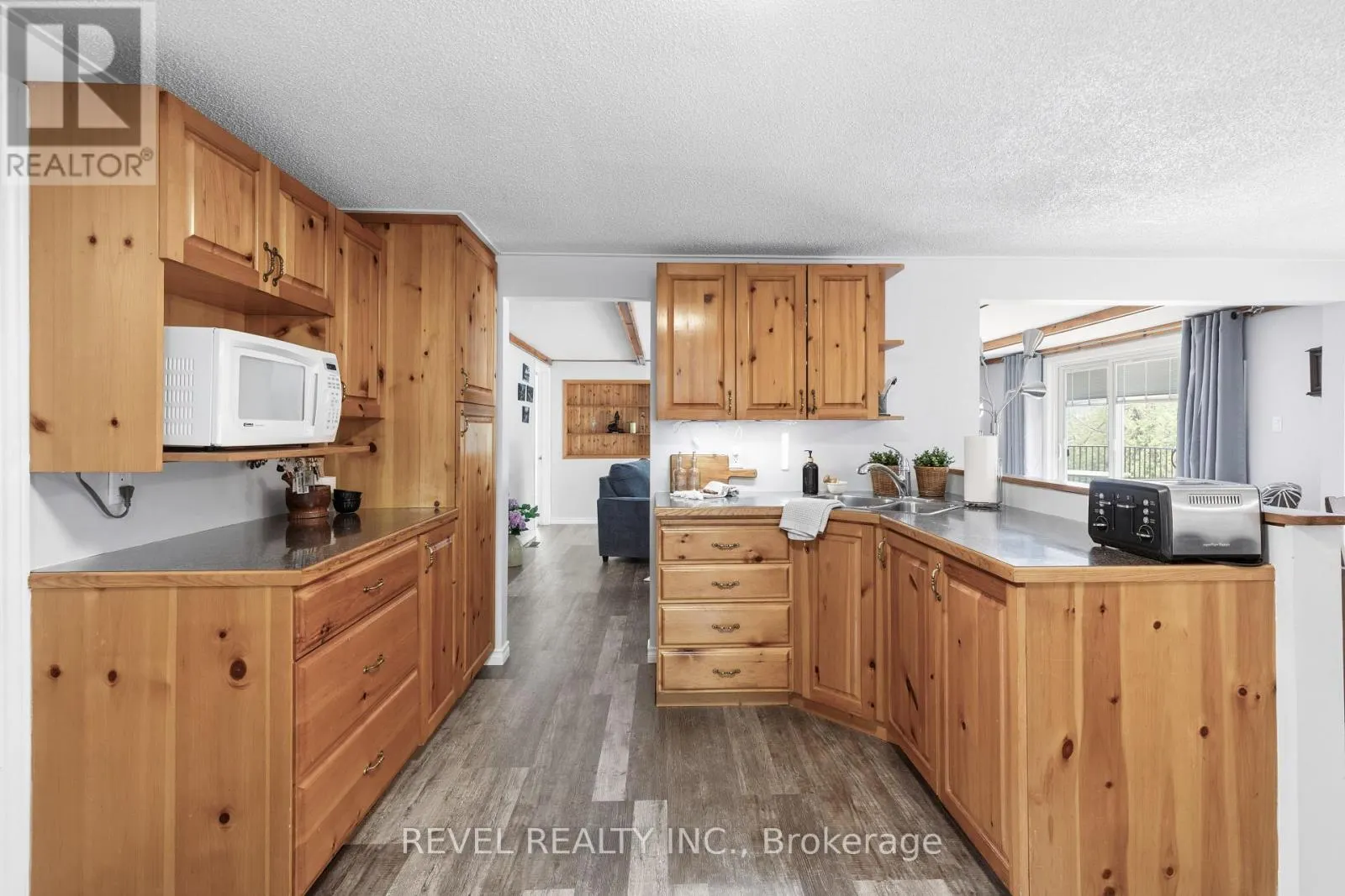 106 COLDSTREAM ROAD