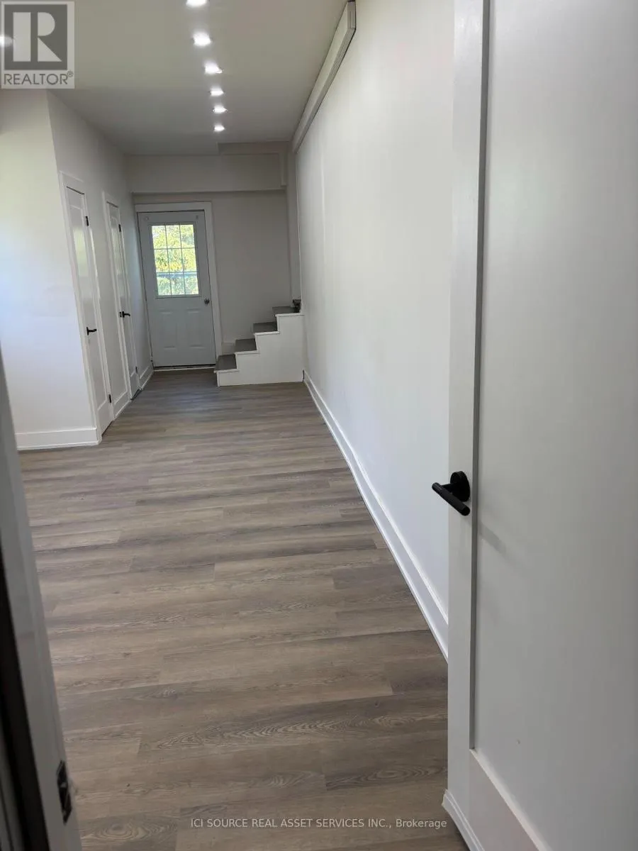 1900 BRUCE ROAD 15
