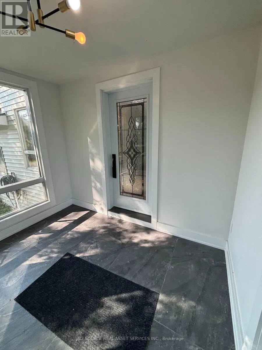 1900 BRUCE ROAD 15