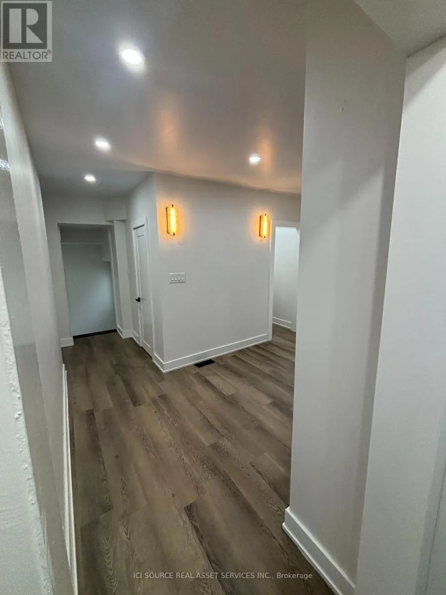 1900 BRUCE ROAD 15
