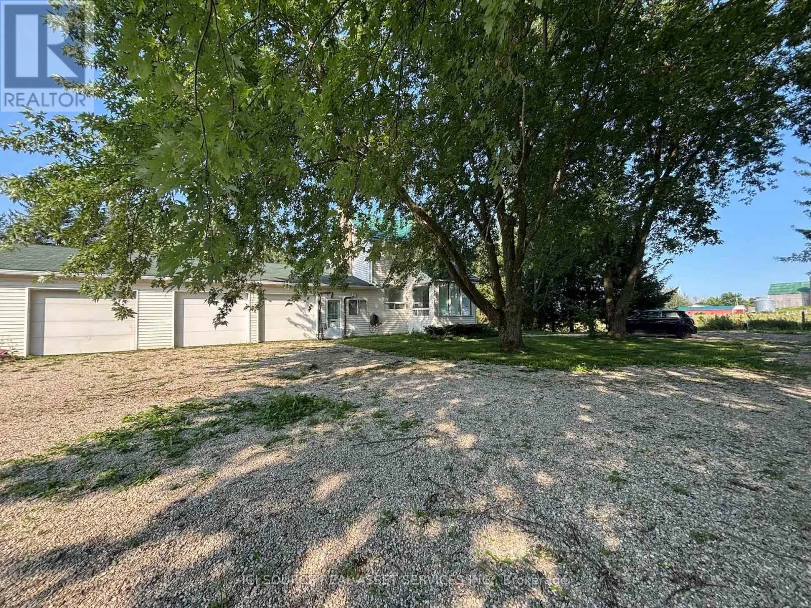 1900 BRUCE ROAD 15