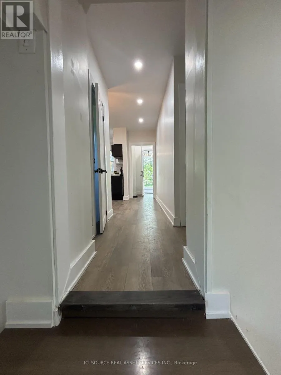 1900 BRUCE ROAD 15