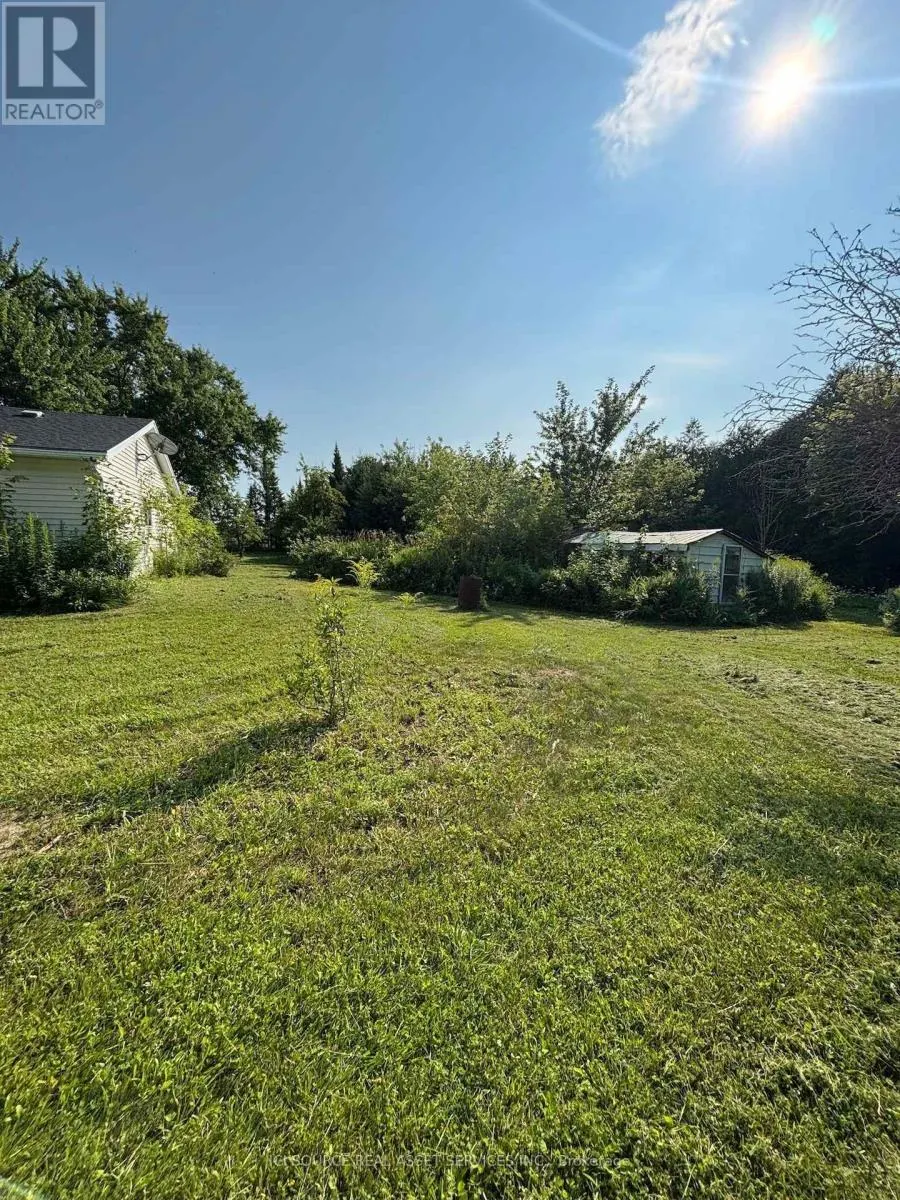 1900 BRUCE ROAD 15
