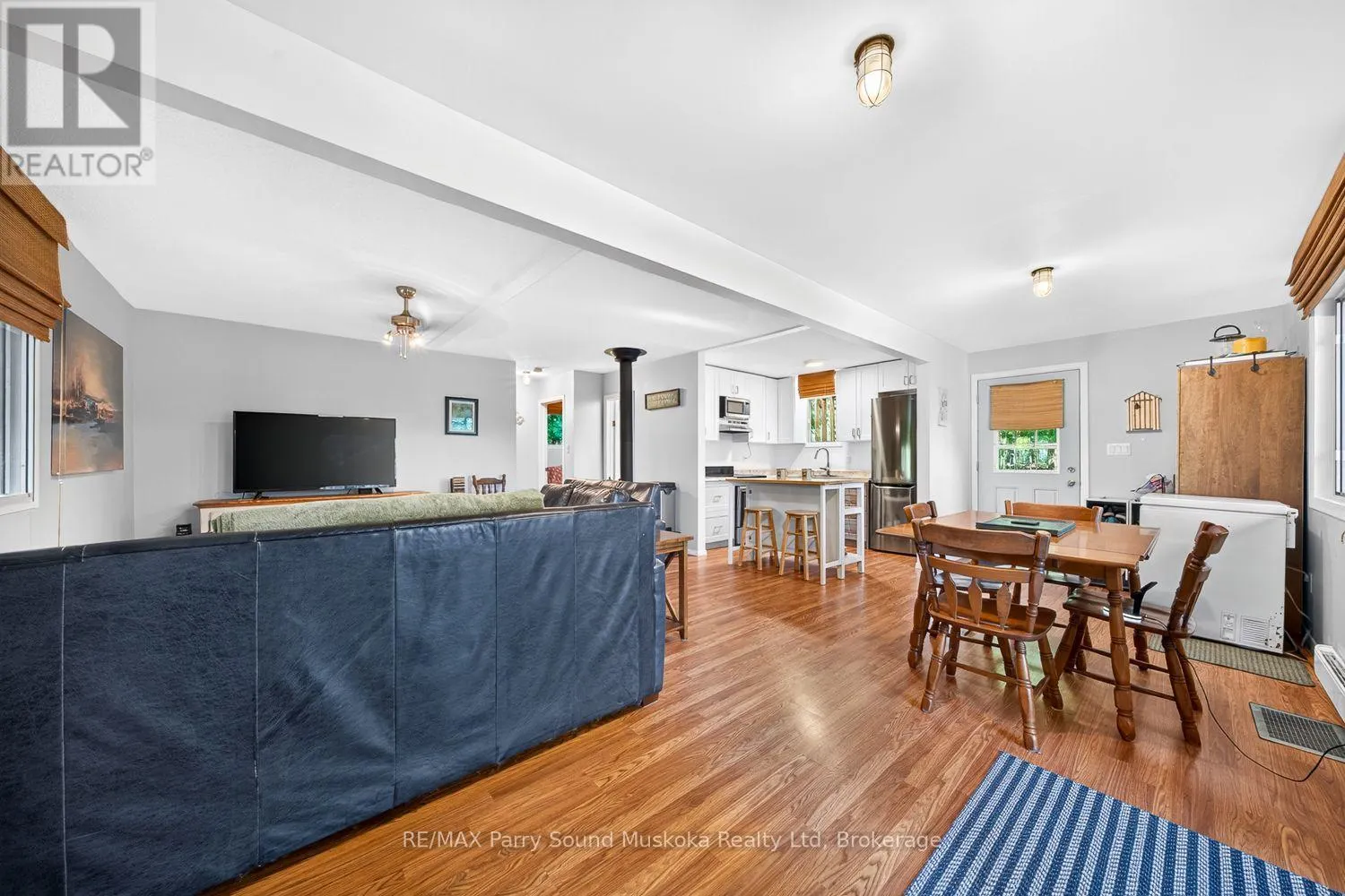 12 SILVER BIRCH CIRCLE