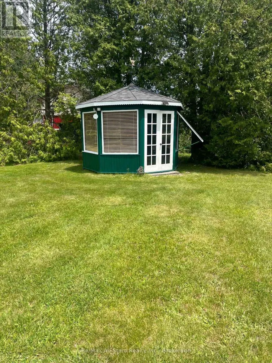 27 ASPEN DRIVE