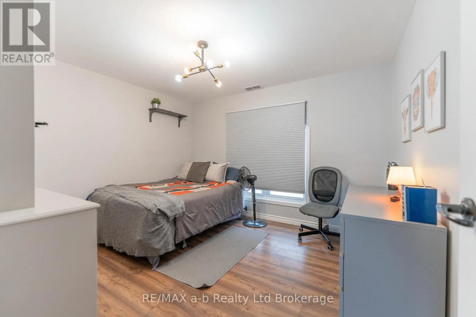13 POTTERS ROAD N