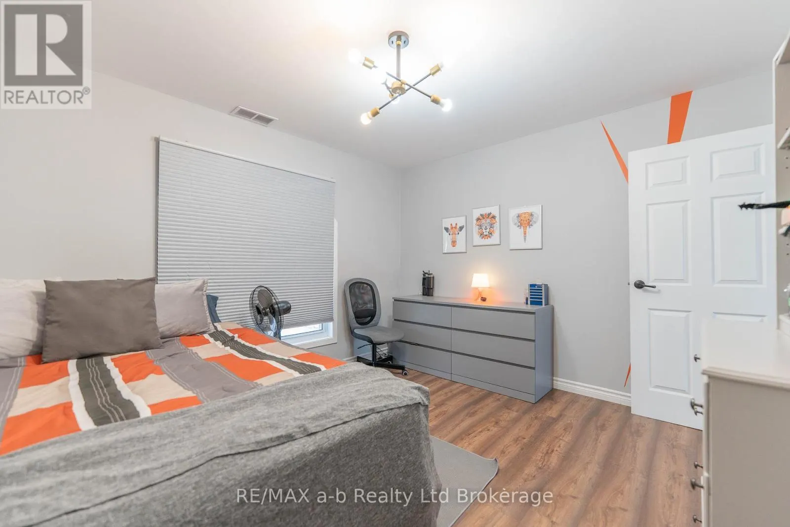 13 POTTERS ROAD N