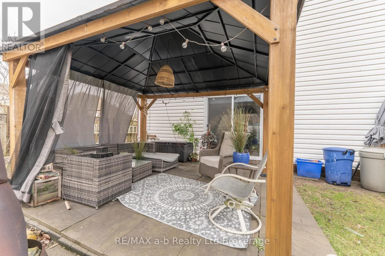 13 POTTERS ROAD N
