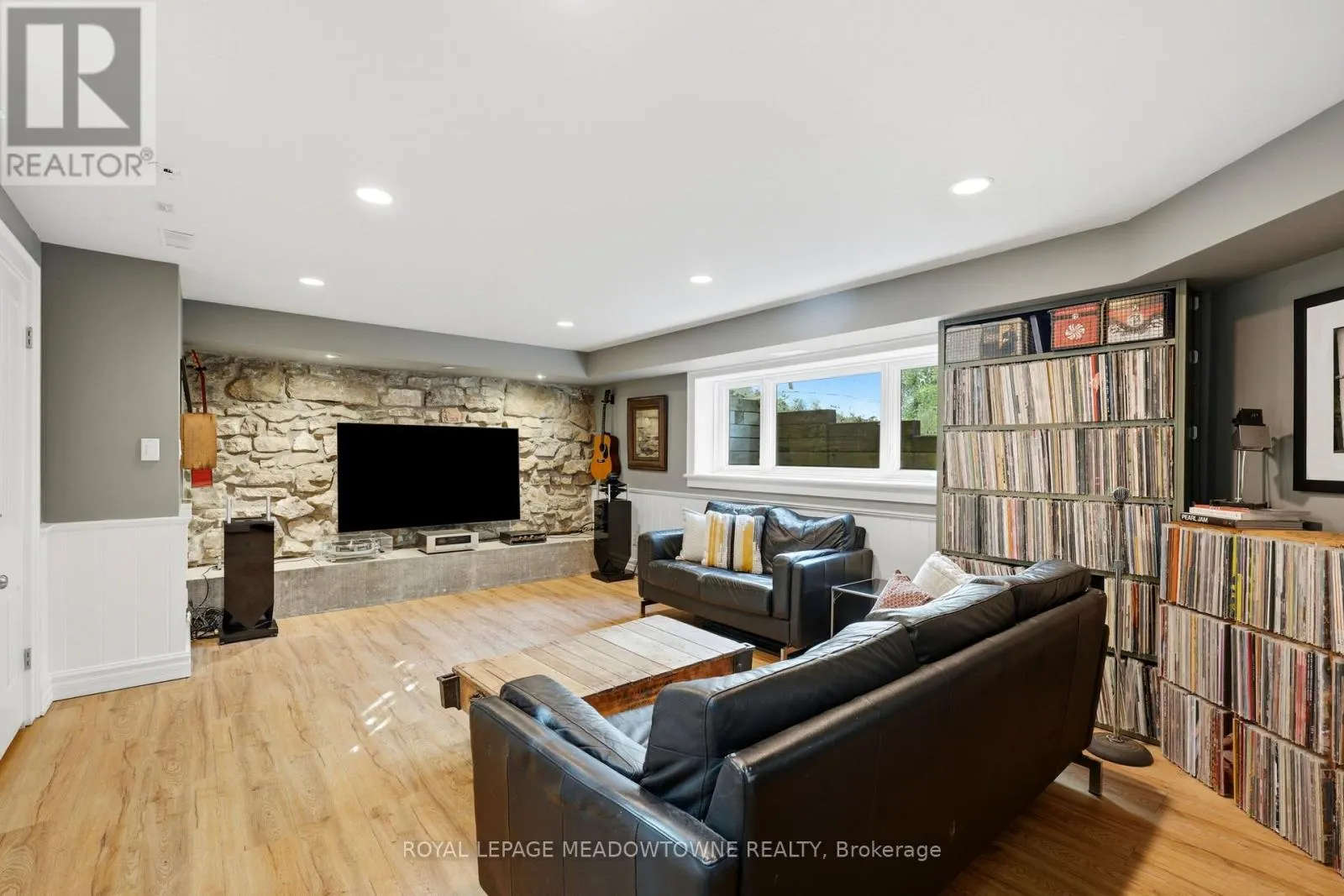 5405 WELLINGTON RD 52