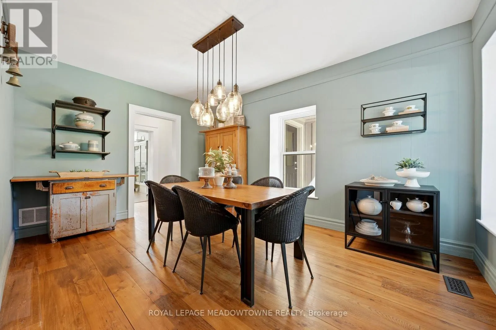 5405 WELLINGTON RD 52