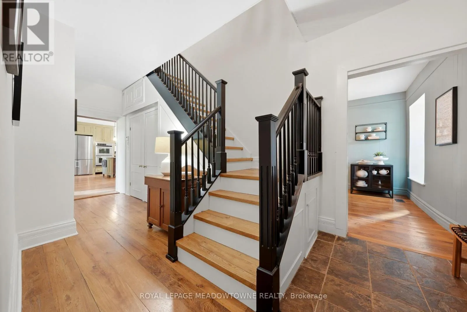 5405 WELLINGTON RD 52