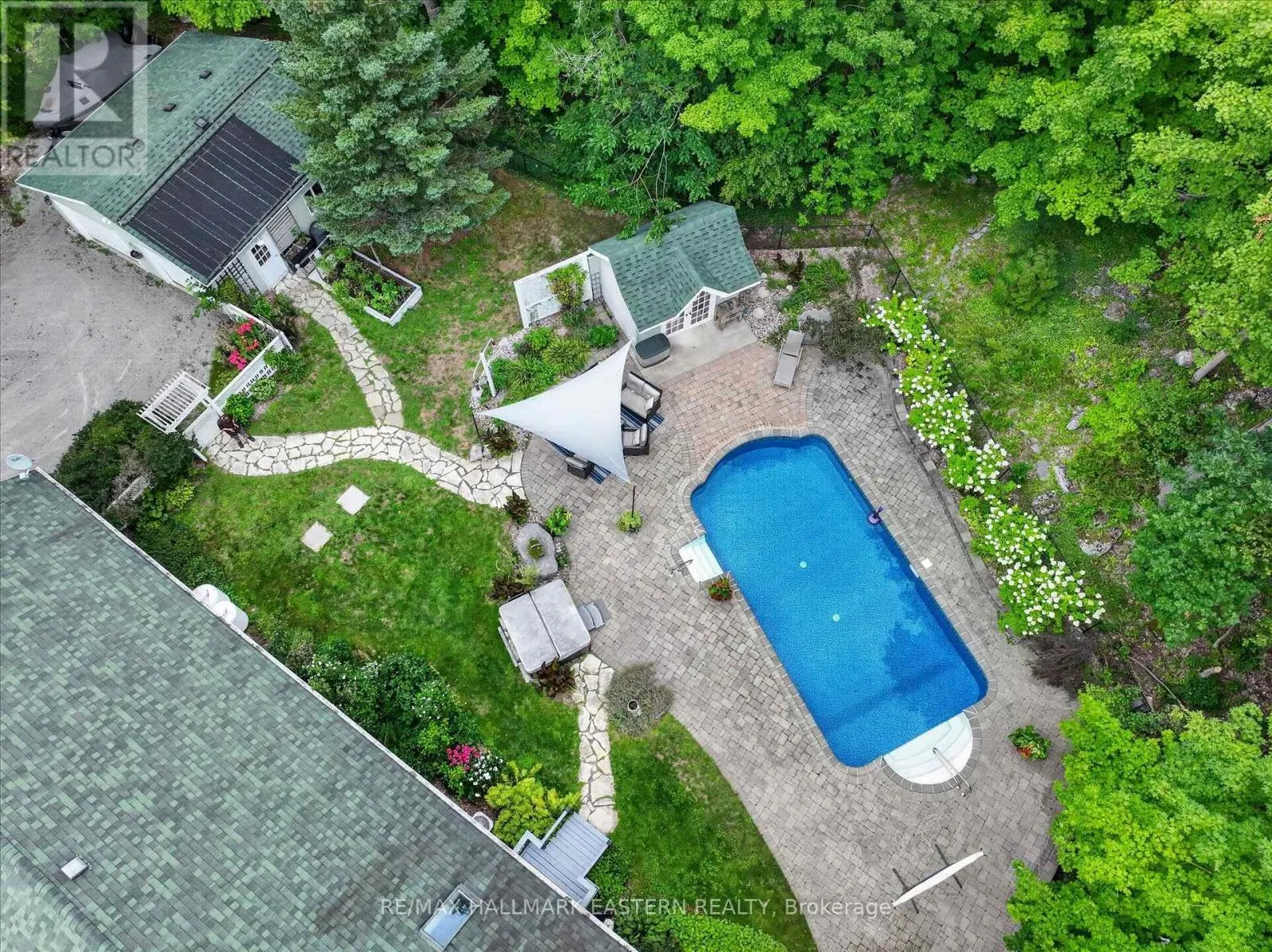 1650 SABLE COURT