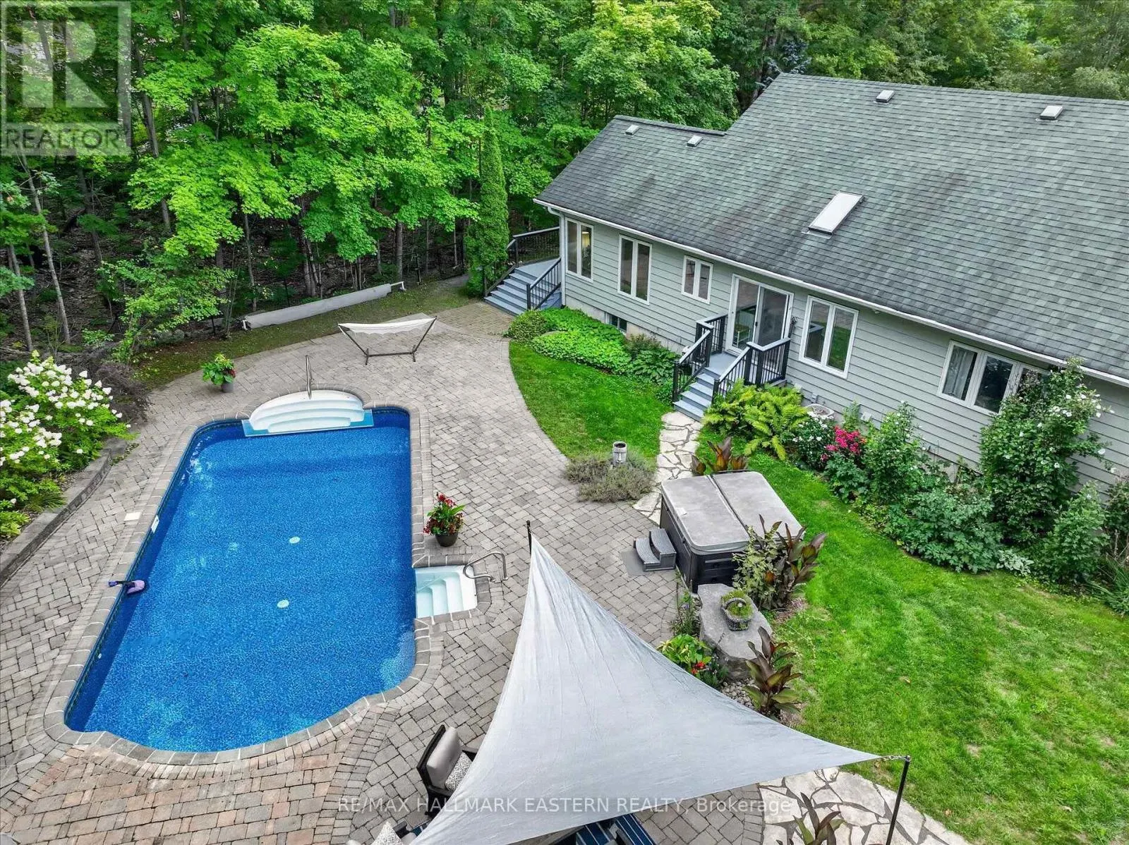 1650 SABLE COURT