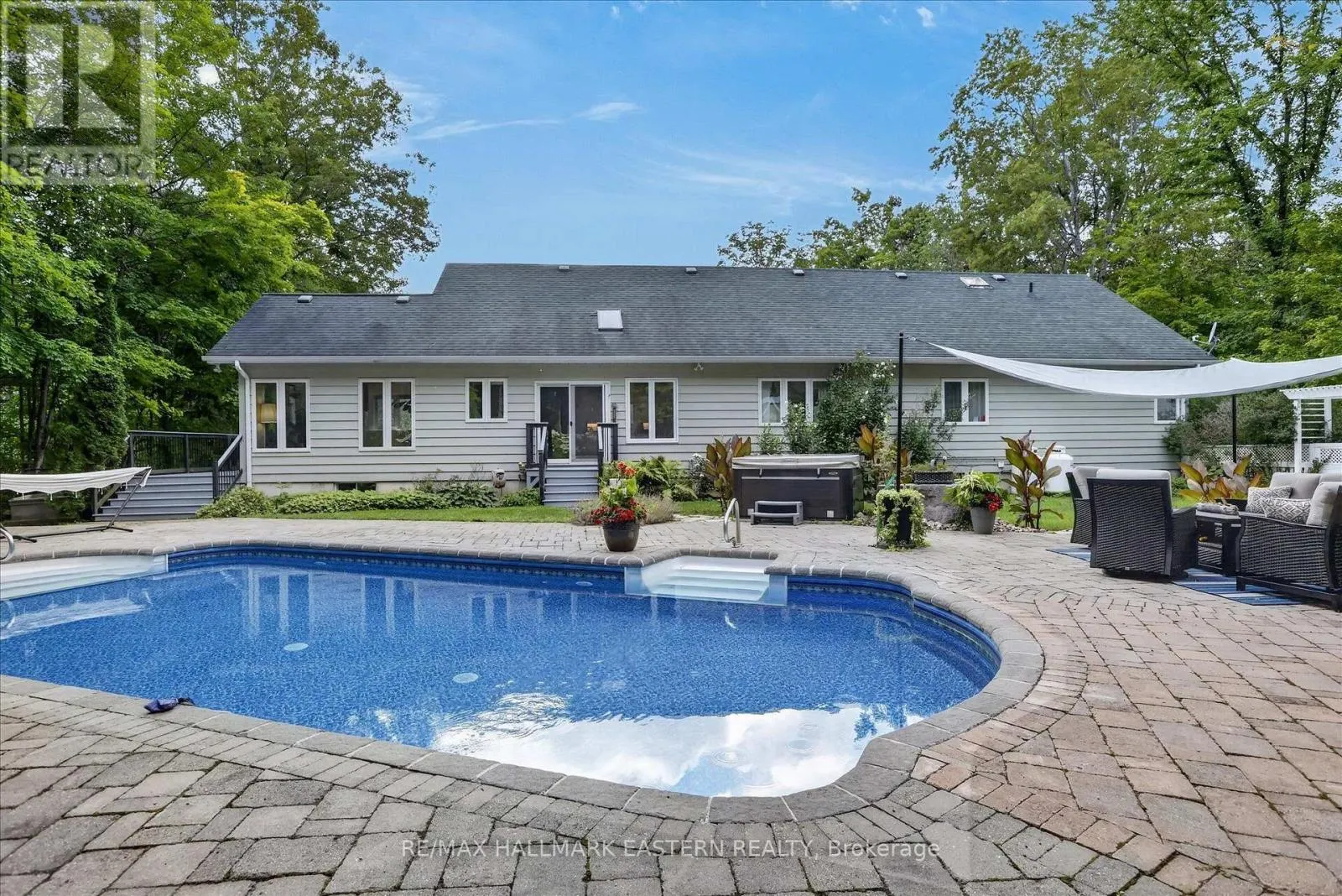 1650 SABLE COURT