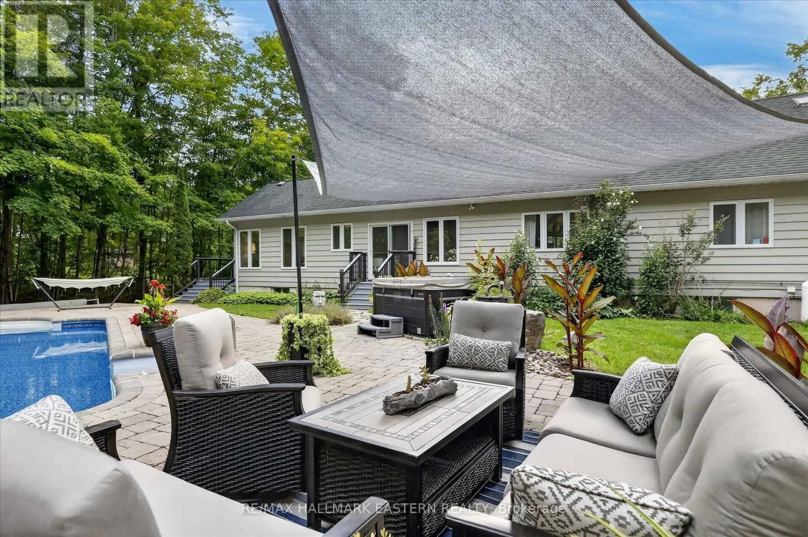 1650 SABLE COURT