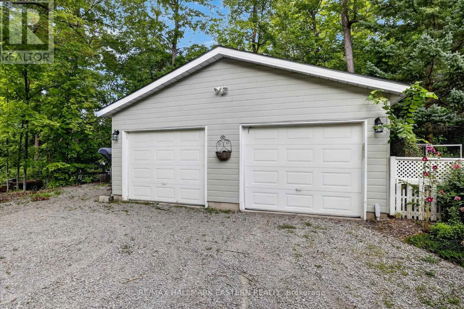 1650 SABLE COURT