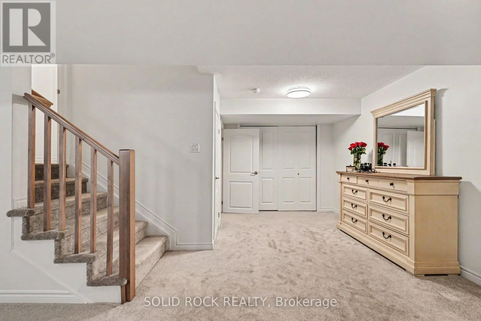 1011 CARDEN LANE