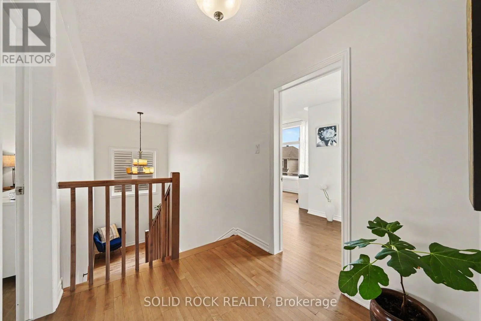 1011 CARDEN LANE