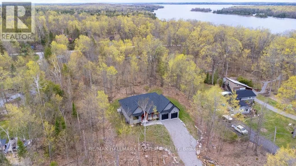 11 MAPLEWOOD COURT