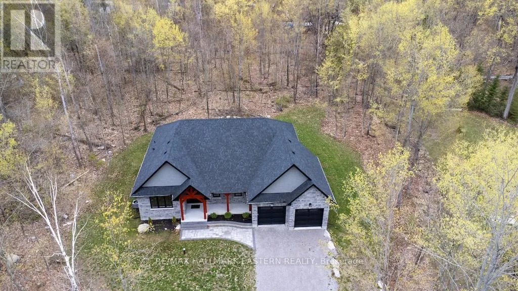 11 MAPLEWOOD COURT