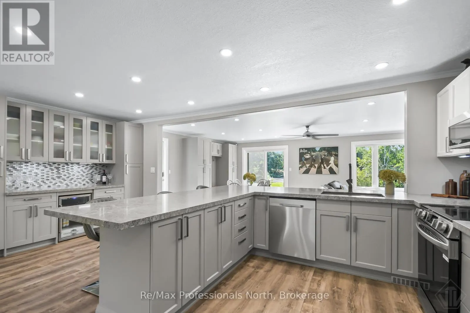891 PENINSULA ROAD