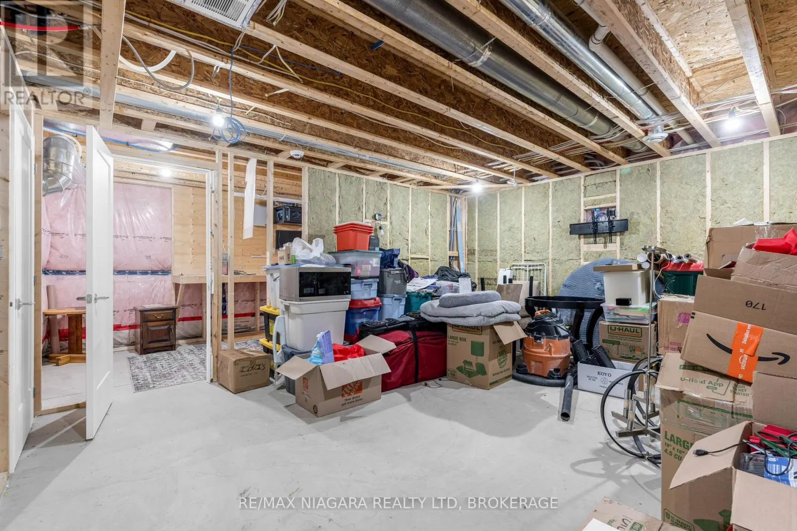 5 HERON POINTE ROAD