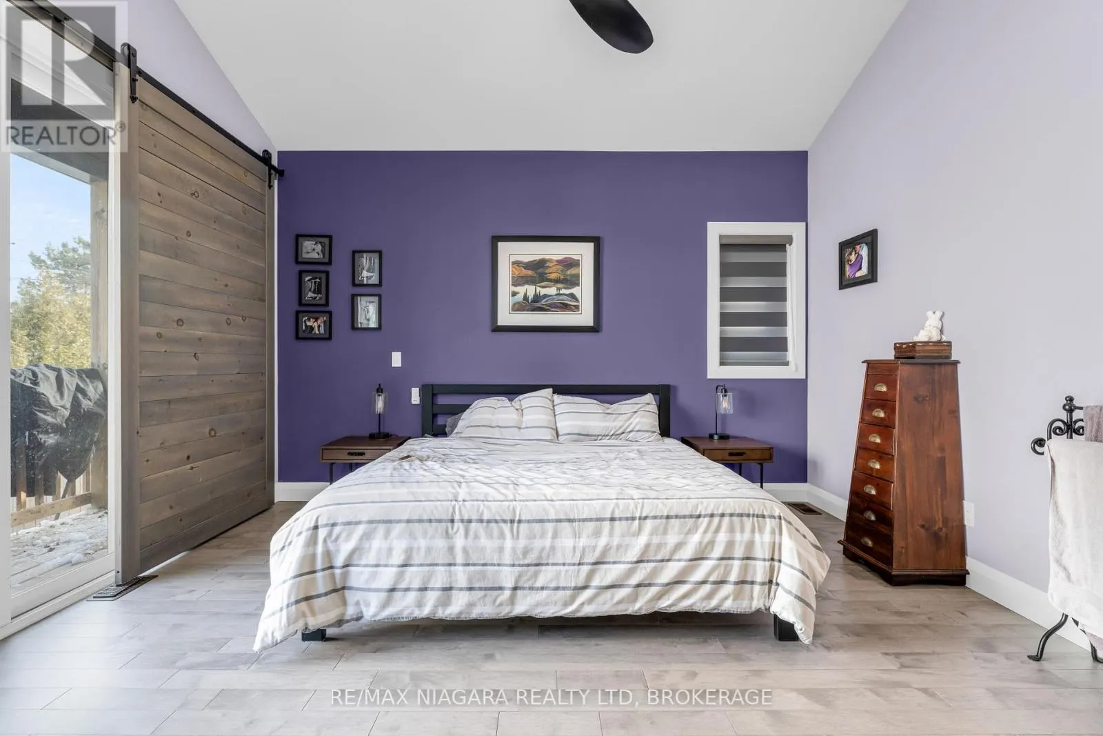5 HERON POINTE ROAD