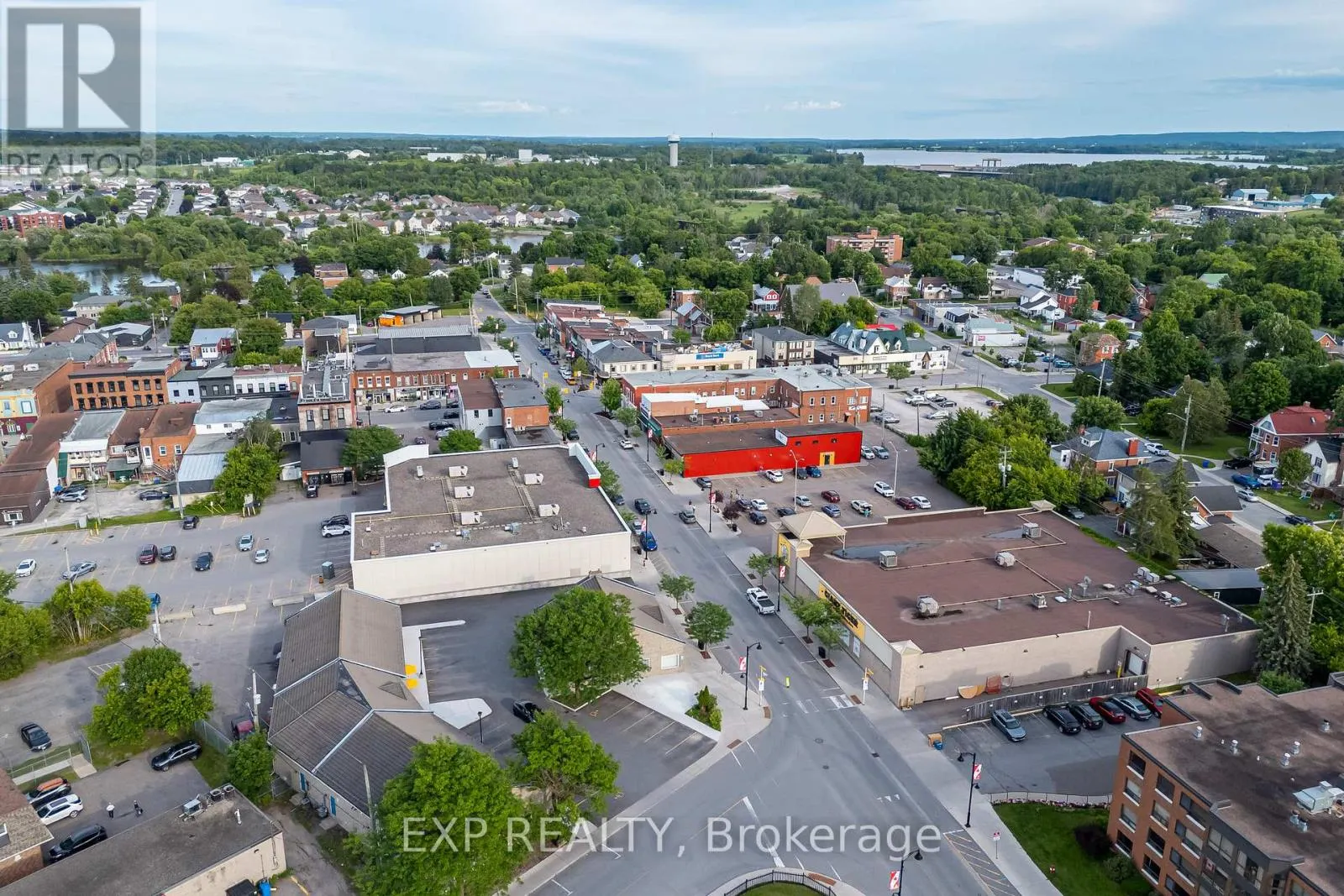 22 ST JOHNS WAY