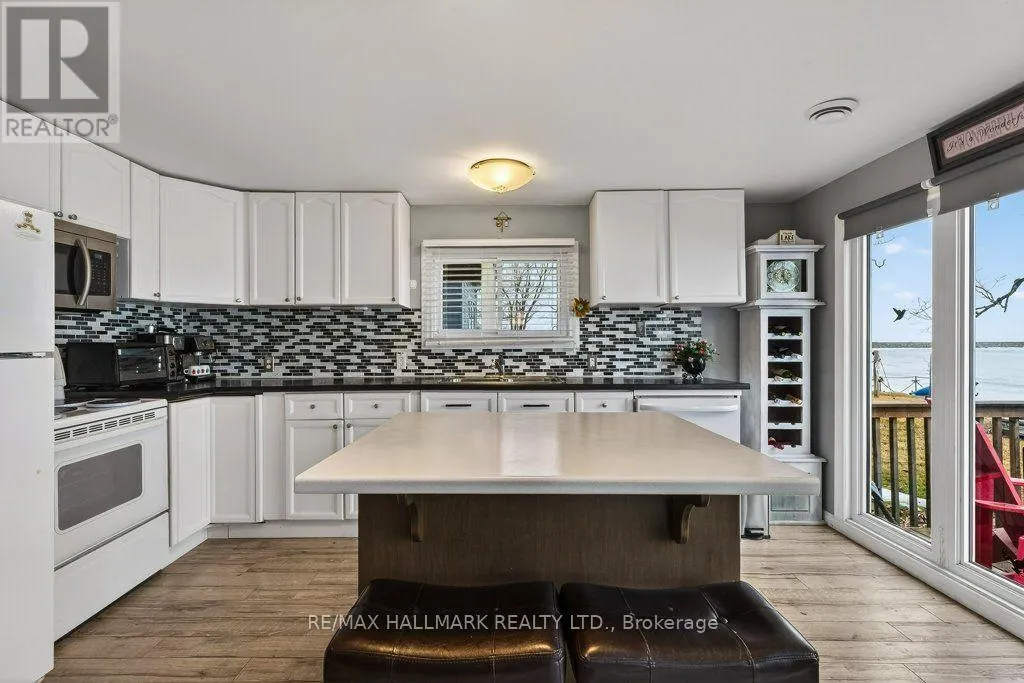 1115 NEW LAKESHORE ROAD
