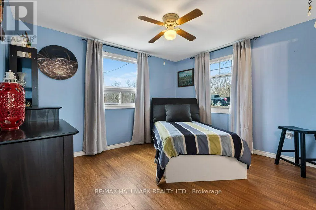 1115 NEW LAKESHORE ROAD