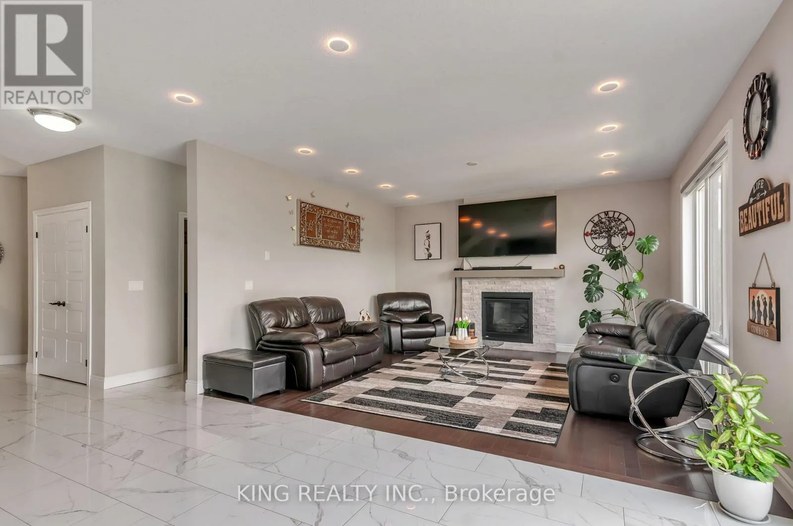 333 MASTERS DRIVE