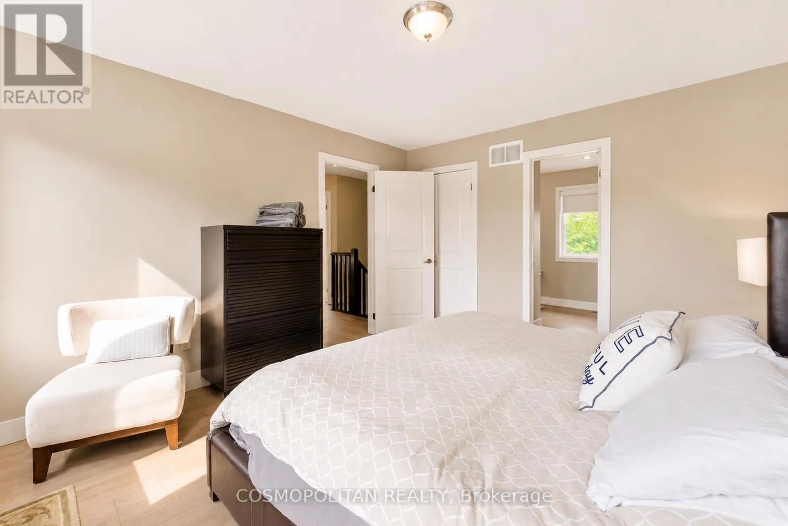 67 ROCKMOUNT CRESCENT