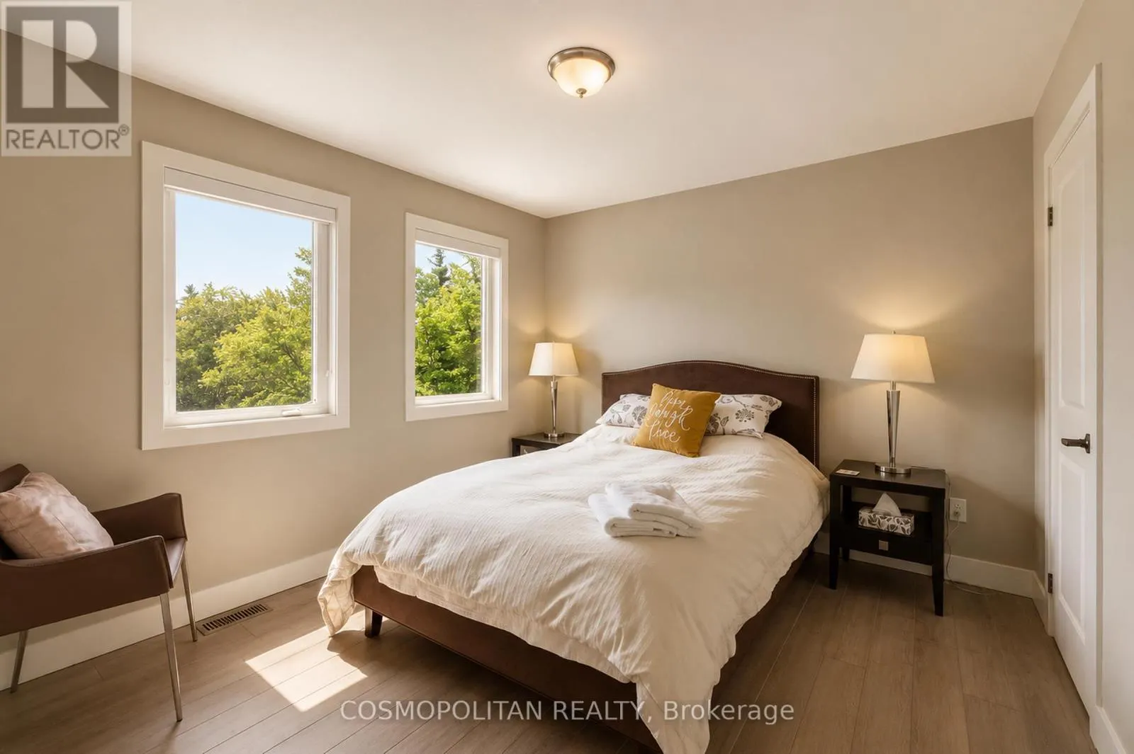 67 ROCKMOUNT CRESCENT