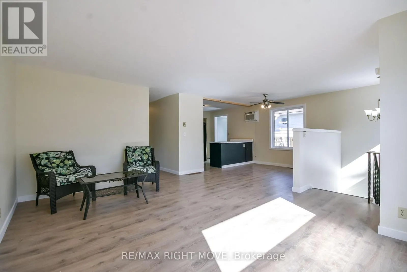 162 PRATT CRESCENT