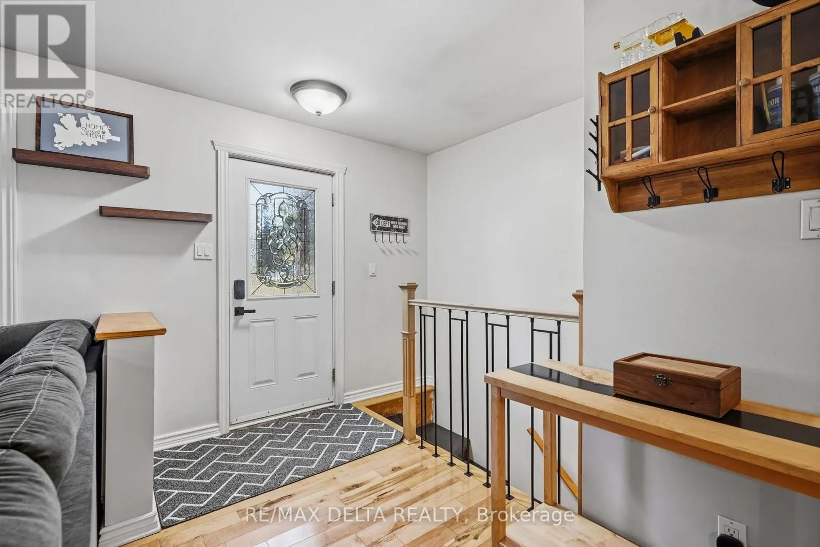 1120 DES CEDRES STREET