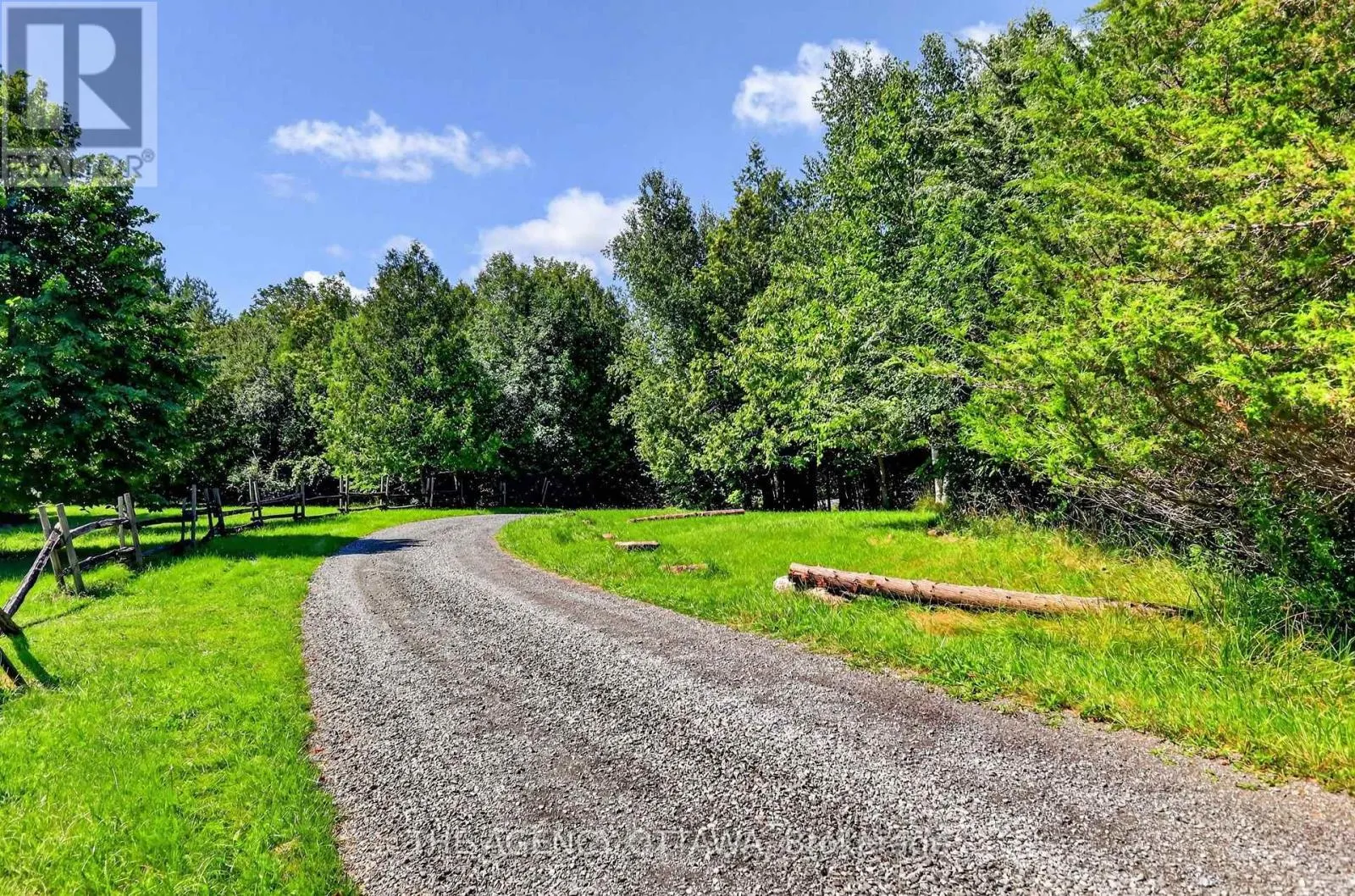 00 PIPER'S BAY LANE