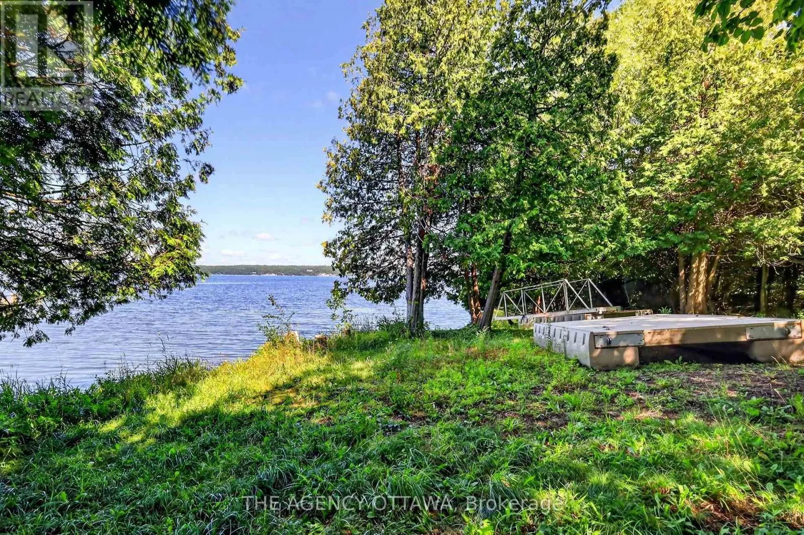 00 PIPER'S BAY LANE