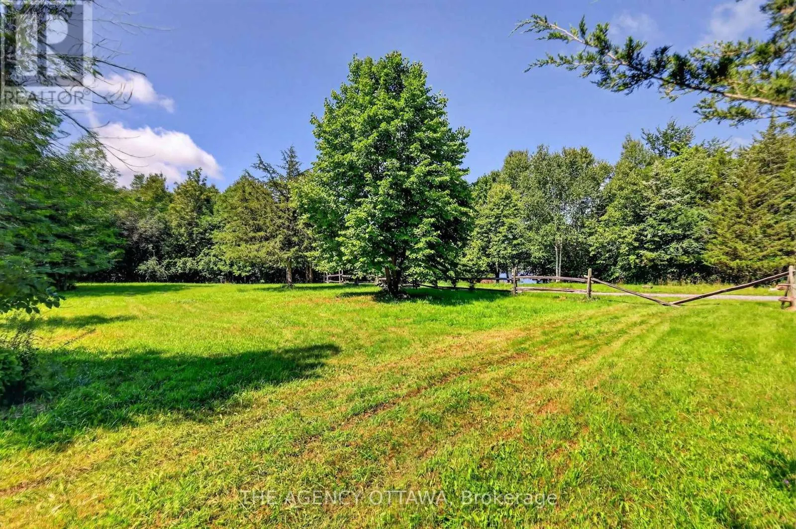 00 PIPER'S BAY LANE