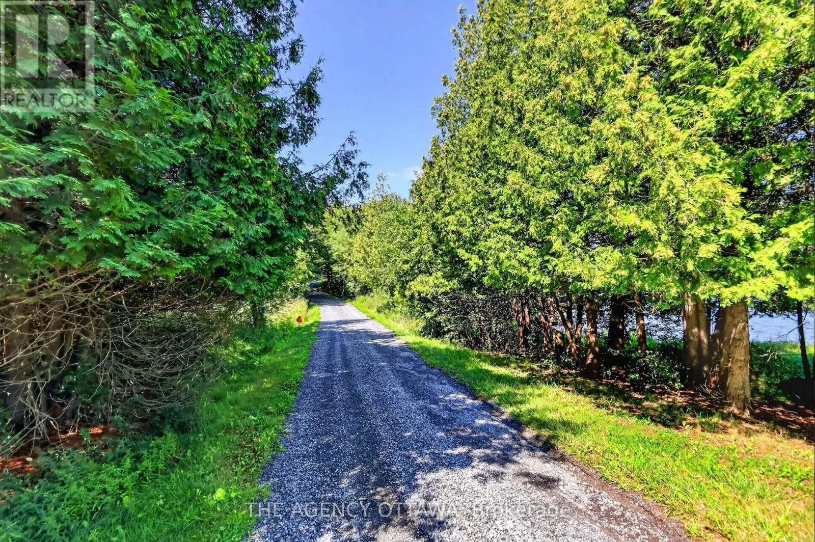 00 PIPER'S BAY LANE