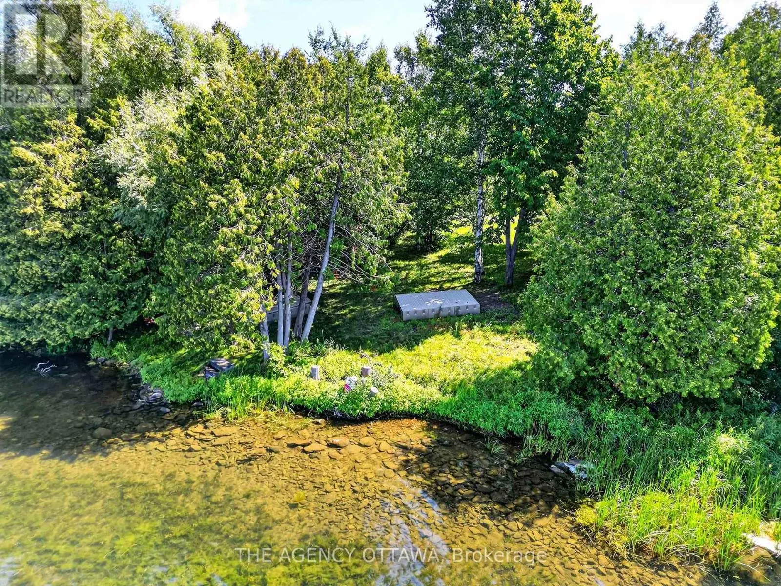 00 PIPER'S BAY LANE