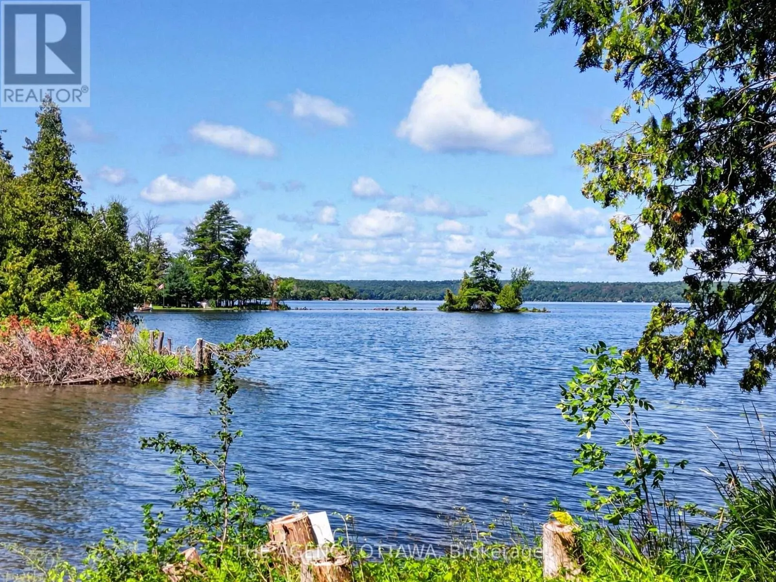 00 PIPER'S BAY LANE