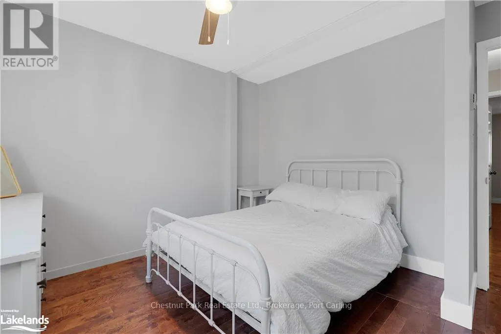 7 - 39 SOUTHBANK DRIVE #7