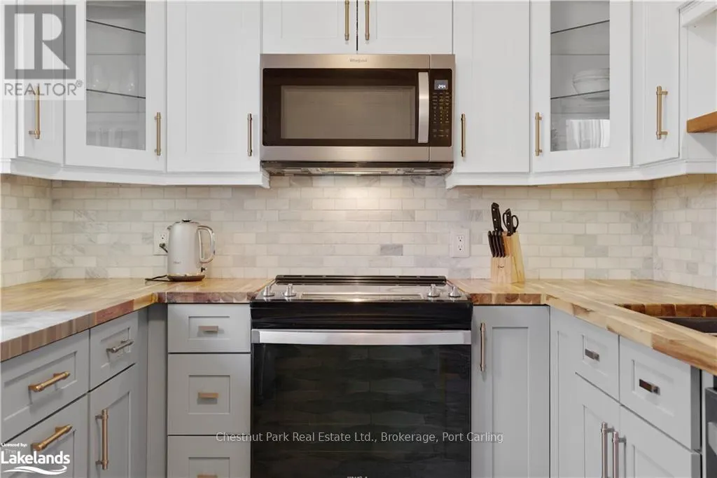 7 - 39 SOUTHBANK DRIVE #7