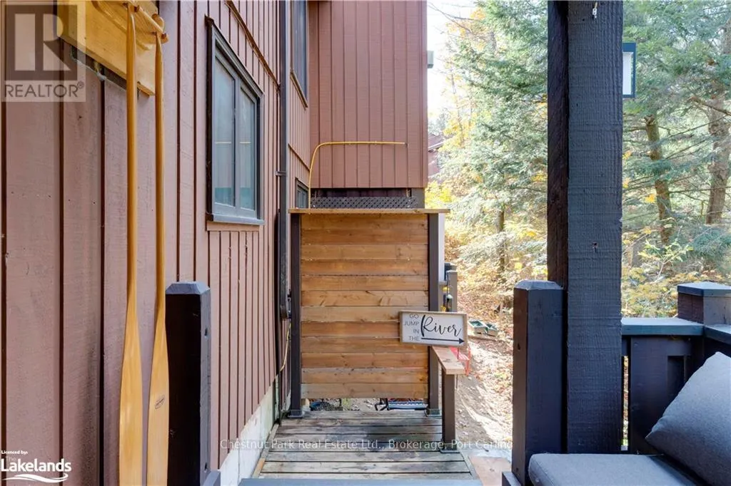 7 - 39 SOUTHBANK DRIVE #7