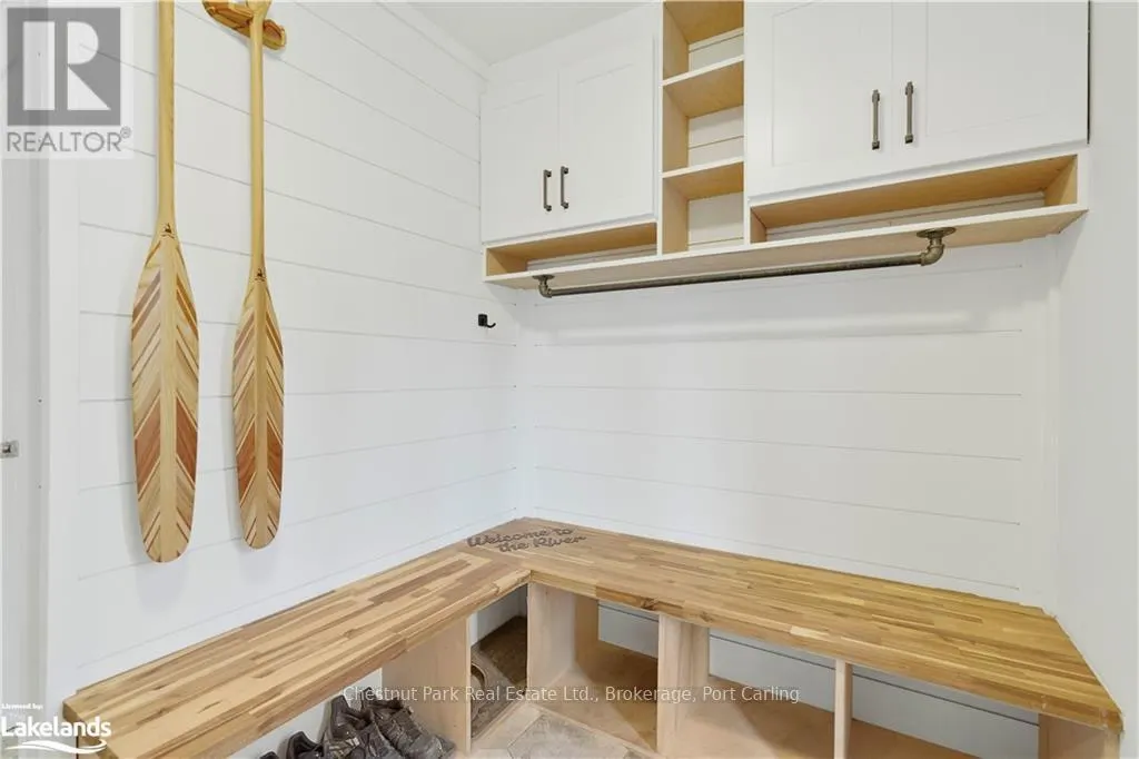 7 - 39 SOUTHBANK DRIVE #7