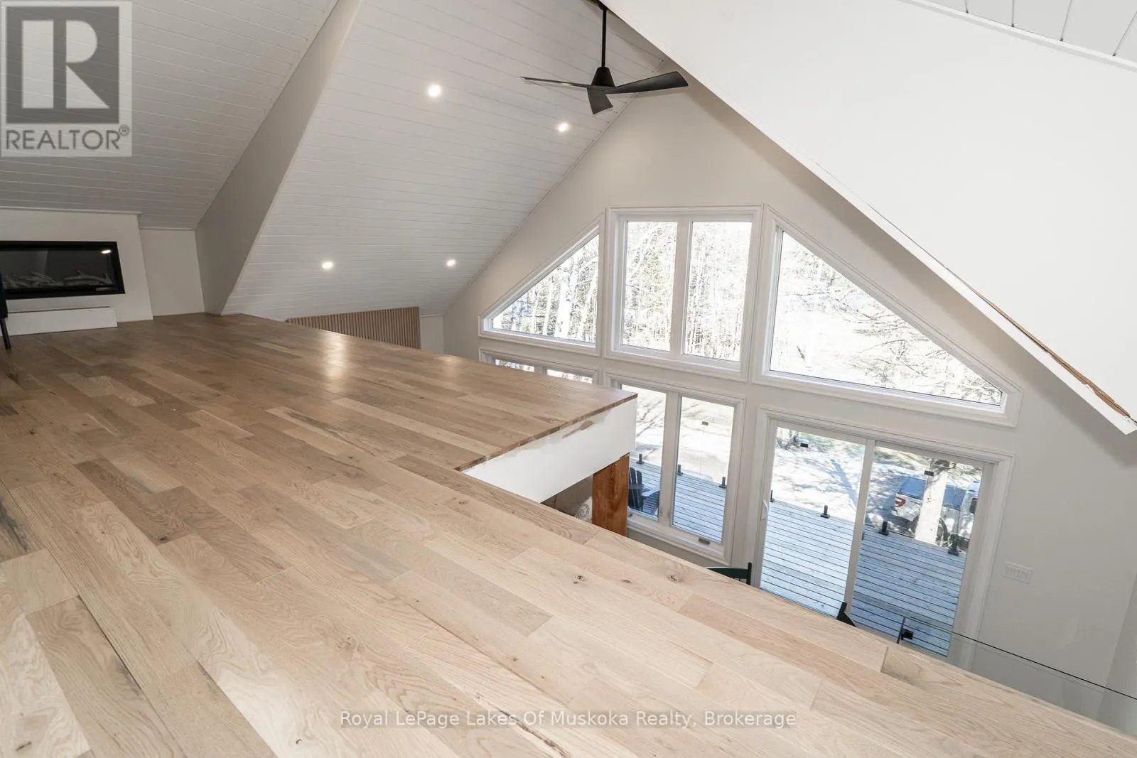 1361 ROSSEAU LAKE 2 ROAD