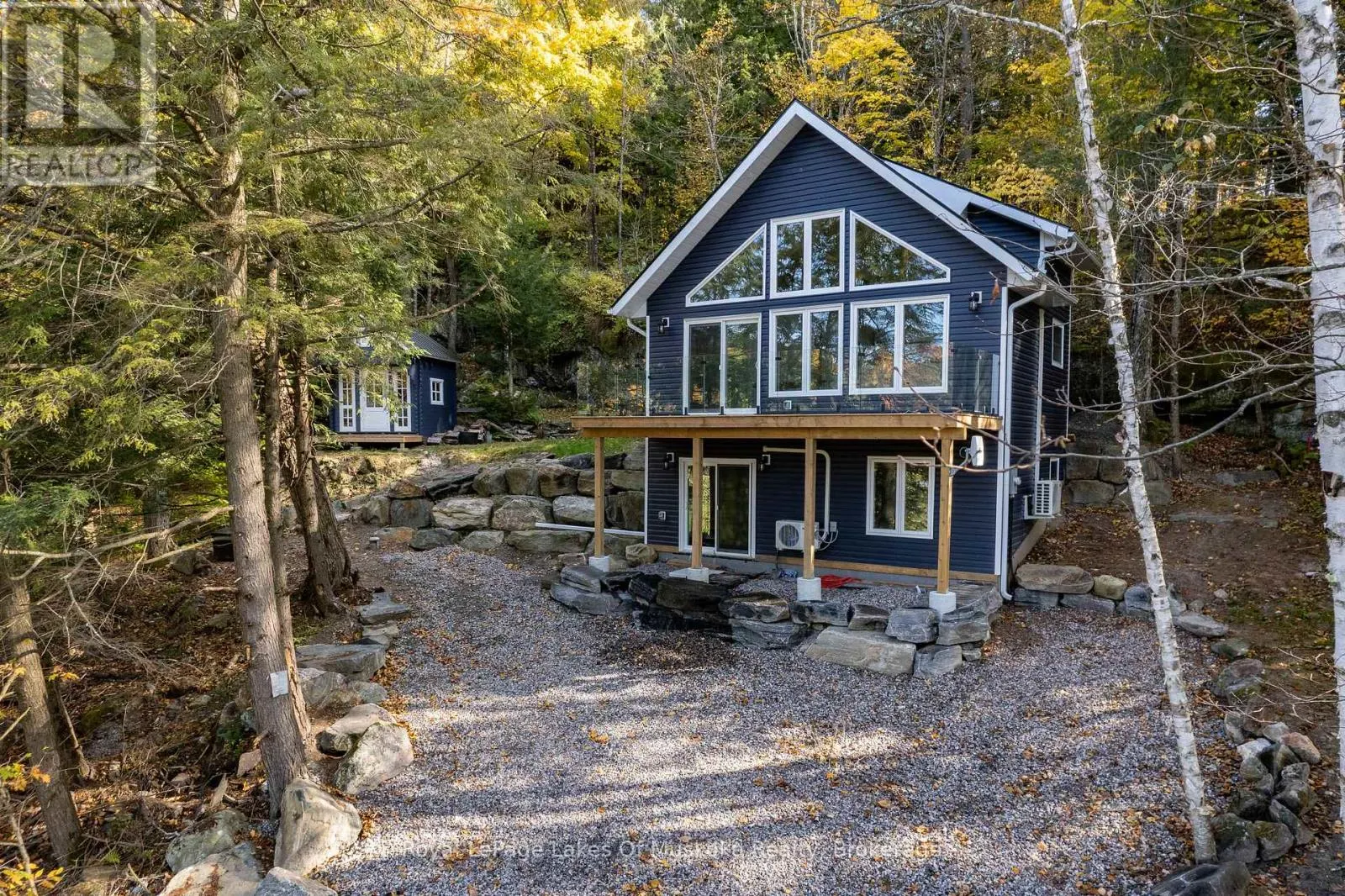 1361 ROSSEAU LAKE 2 ROAD