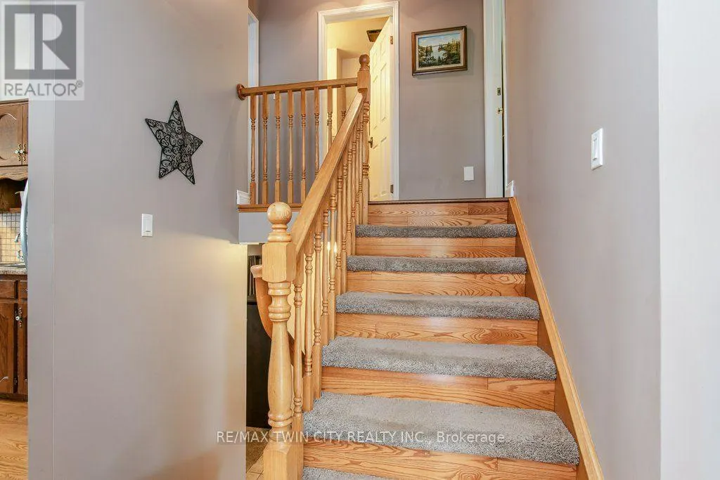 108 QUEENSWAY DRIVE