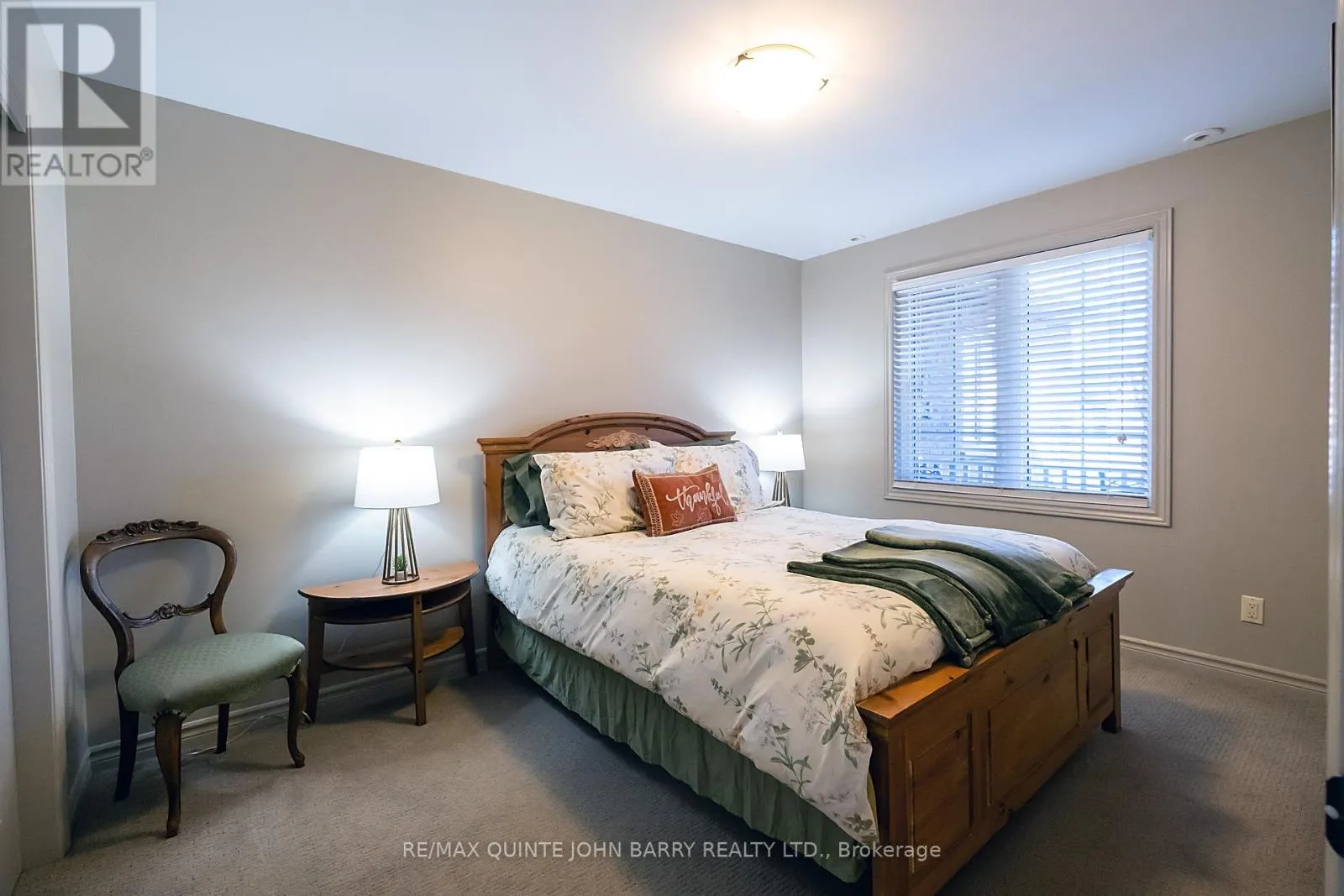 4 HICKORY COURT